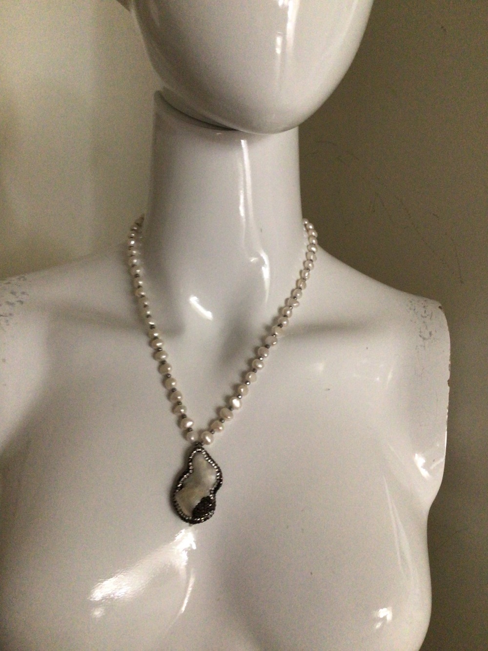 Cultured Pearl Necklace with Silver-Trimmed Pendant - White Pearls